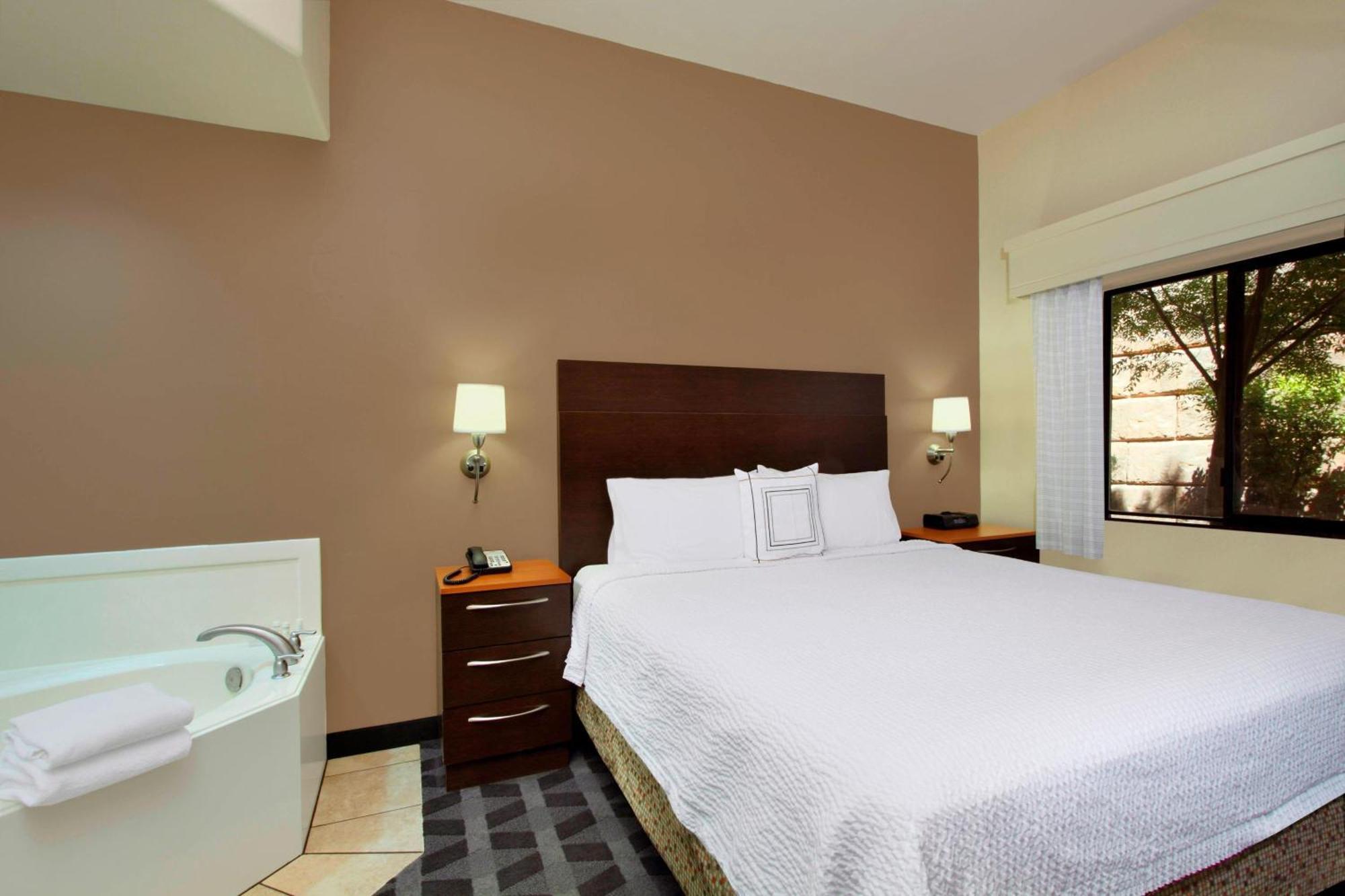 ทาวน์เพลซ สวีท เซนต์จอร์จ Hotel เซนต์ จอร์จ ภายนอก รูปภาพ